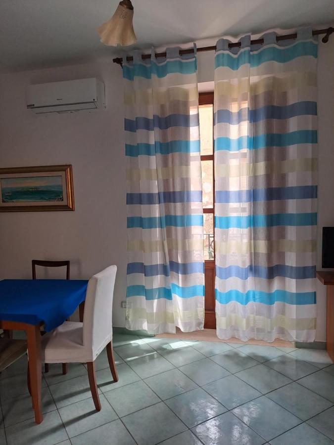 サンタ・マリア・ディ・カステッラバーテLa Casa Di Checcoアパートメント エクステリア 写真