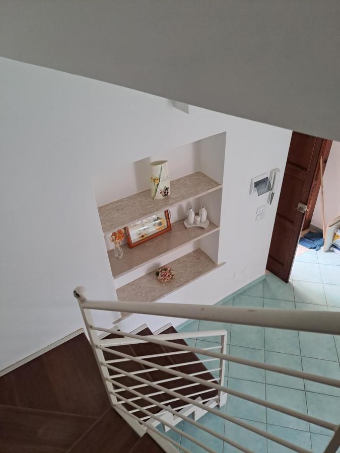 サンタ・マリア・ディ・カステッラバーテLa Casa Di Checcoアパートメント エクステリア 写真